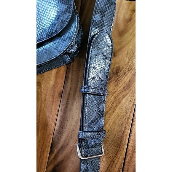 Rebecca Minkoff Blue & Black Python Embossed Leather Saddle Bag EUC - Picture 11 of 11